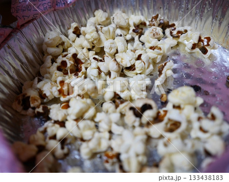 ポップコーン完成間近 133438183