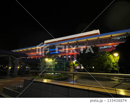 夜の台北駅駅舎 夜の台北駅駅舎 133438874