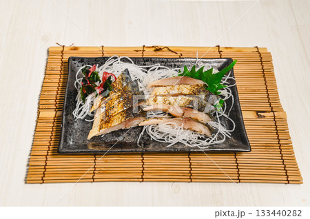炙った鯖の刺身 133440282