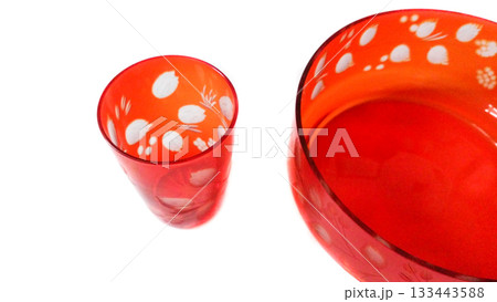 Red crystal vase. 133443588