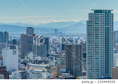 淀屋橋スカイテラスから二上山雄岳と心合寺山古墳 2025年9月22日 133444038