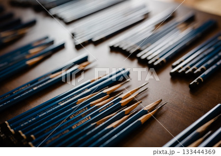 たくさんの鉛筆 たくさんの鉛筆 133444369