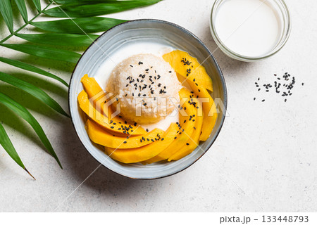 Mango Sticky Rice with coconut milk Mango Sticky Rice with coconut milk 133448793