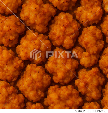 から揚げ表面のサクサクテクスチャ背景 133449247