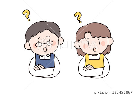 主婦や主夫をイメージした男女2人のイラスト 133455867