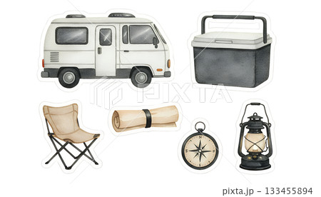 モダンキャンピングカーと旅の装備イラストセット 133455894