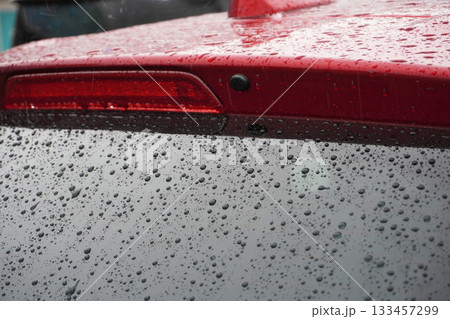 自動車のリアウインドウの撥水04 133457299