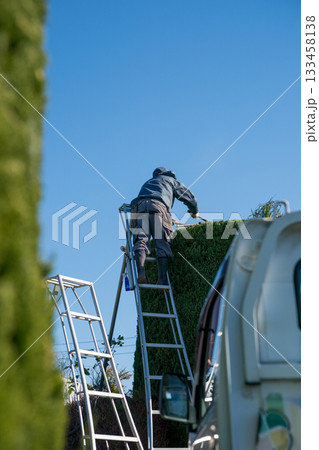 Japanese Gardener Japanese Gardener 133458138