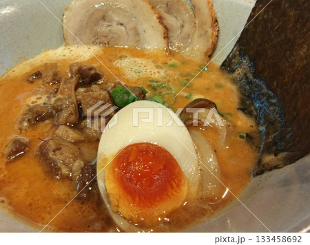 おいしいラーメン　卵　チャーシュー 133458692