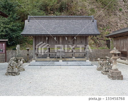 出雲二ノ宮の佐太大社本殿脇に建つ四神を奉る北末社 133458768