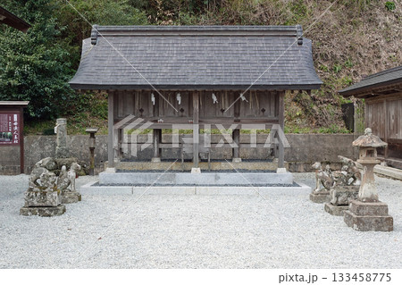 出雲二ノ宮の佐太大社本殿脇に建つ四神を奉る北末社 出雲二ノ宮の佐太大社本殿脇に建つ四神を奉る北末社 133458775