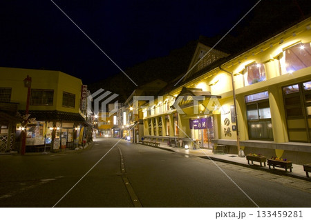 城崎温泉・一の湯付近の町並み 133459281