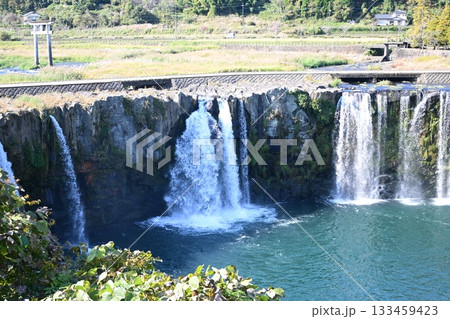 晩秋の原尻の滝 晩秋の原尻の滝 133459423
