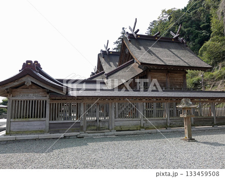 出雲三大神社のひとつであり出雲二の宮として知られる重要文化財にとうろくされた佐太大社 133459508