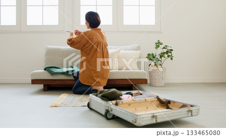 フリマサイトに出品 撮影イメージ 断捨離片付け フリマサイトに出品 撮影イメージ 断捨離片付け 133465080