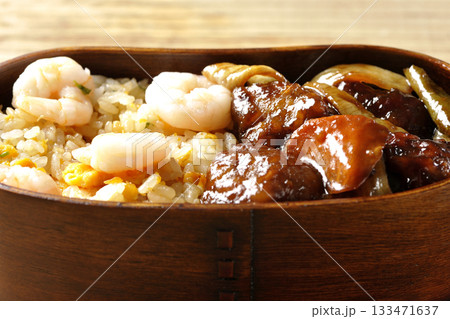海老炒飯黒酢酢豚弁当 海老炒飯黒酢酢豚弁当 133471637