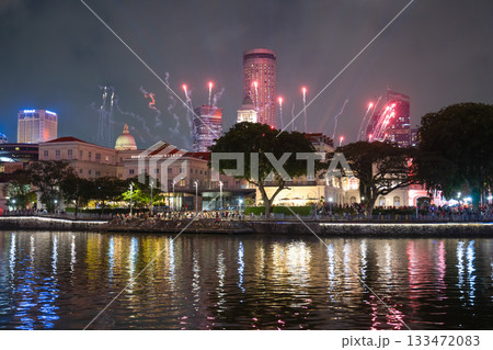 ライトアップされたナショナルデーのクラークキー, シンガポール ライトアップされたナショナルデーのクラークキー, シンガポール 133472083
