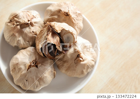 黒にんにく 133472224