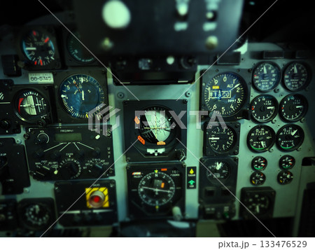 川崎 T-4のコクピット 133476529
