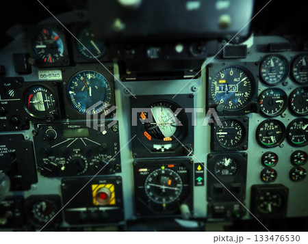 川崎 T-4のコクピット 133476530