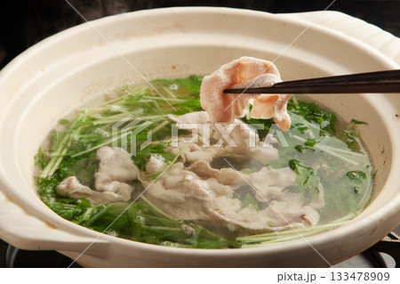 豚肉のはりはり鍋 133478909