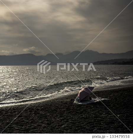 夕暮れの大磯 照ヶ崎海岸 神奈川県大磯 夕暮れの大磯 照ヶ崎海岸 神奈川県大磯 133479558