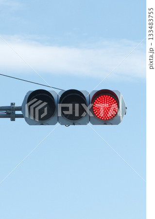 赤信号 信号機 133483755