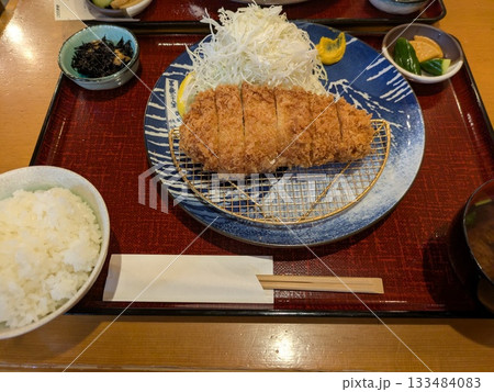 美味しい夕食 133484083