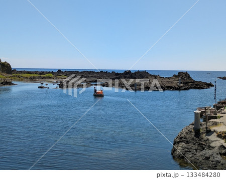 テトラポットのある風景 133484280