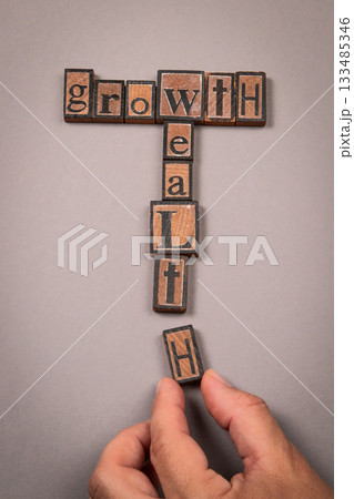 Growth and Wealth Concept. Symbolizing success, prosperity, business strategy, and achievement on a Growth and Wealth Concept. Symbolizing success, prosperity, business strategy, and achievement on a 133485346