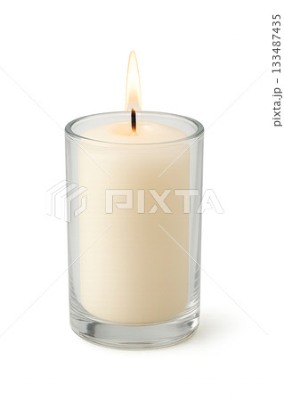 白いガラスキャンドルのシンプルな切り抜き素材 133487435