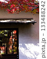 紅葉のある風景 133488242