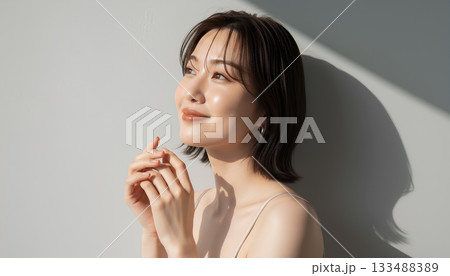 ボブヘアの日本人女性のビューティーポートレート 133488389