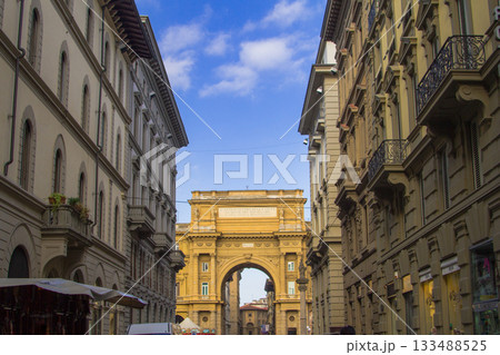 共和国広場のアルコーネ(凱旋門)(イタリア-フィレンツェ) 共和国広場のアルコーネ(凱旋門)(イタリア-フィレンツェ) 133488525