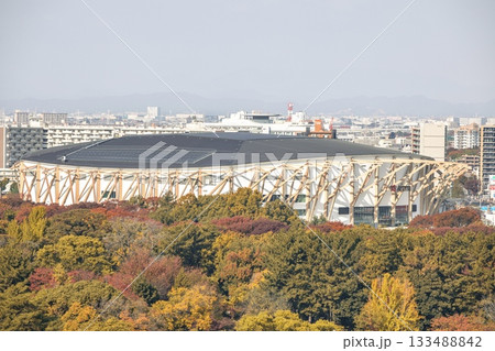 名古屋市、IGアリーナ(愛知国際アリーナ)の秋の風景 名古屋市、IGアリーナ(愛知国際アリーナ)の秋の風景 133488842