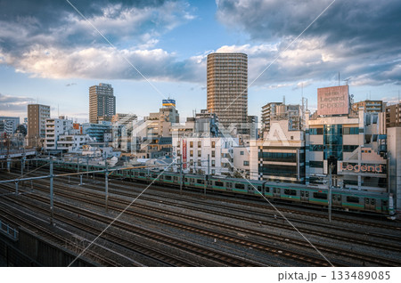 鶯谷の街並み 133489085