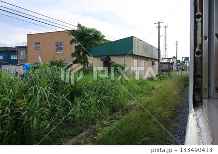 JR北海道石北本線桜岡駅から南永山駅間の風景(2023年夏) JR北海道石北本線桜岡駅から南永山駅間の風景(2023年夏) 133490413