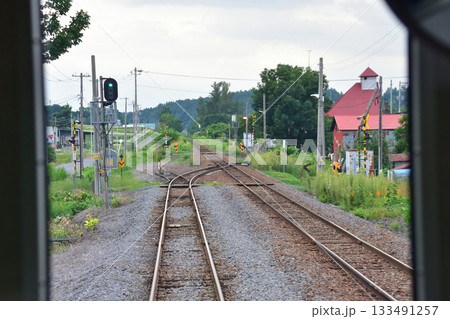JR北海道富良野線西聖和駅から北美瑛駅間の風景(2023年夏早朝) JR北海道富良野線西聖和駅から北美瑛駅間の風景(2023年夏早朝) 133491257