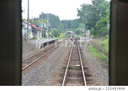 JR北海道富良野線北美瑛駅から美馬牛駅間の風景(2023年夏早朝) JR北海道富良野線北美瑛駅から美馬牛駅間の風景(2023年夏早朝) 133491404