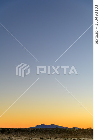 オーストラリアにあるカタジュタのとても美しい風景 133493103