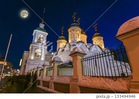 Trinity Church in the sheets on the streets Sretenka, night, with the super moon. Moscow, Russia 133494946