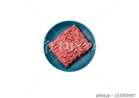 Raw ground beef or pork, fresh meat for burgers or other dishes. Raw beef minced meat Raw ground beef or pork, fresh meat for burgers or other dishes. Raw beef minced meat 133503007