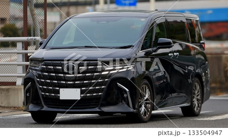 高級ミニバン 高級ミニバン 133504947