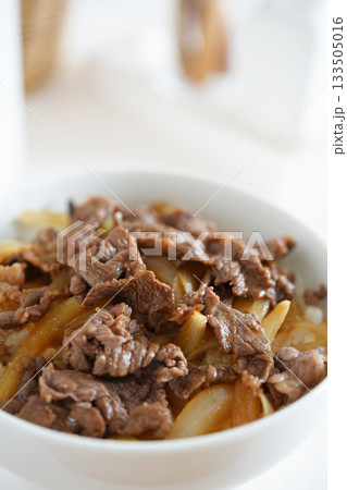 牛丼 133505016
