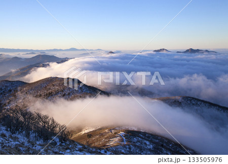 Deogyusan national park covered in clouds. Muju-gun, South Korea. Deogyusan national park covered in clouds. Muju-gun, South Korea. 133505976