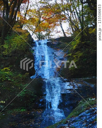 晩秋の三段の滝(afp20251112085329) 133506653