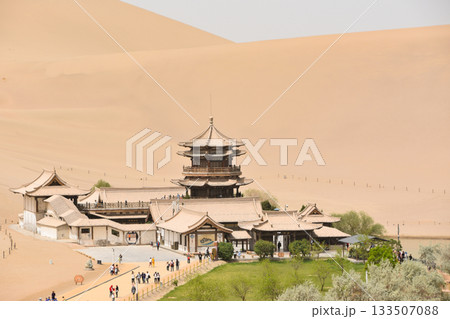 Crescent Moon Lake and the Singing Sand Dunes at Dunhuang in China 133507088