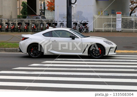 国産スポーツカー 133508304