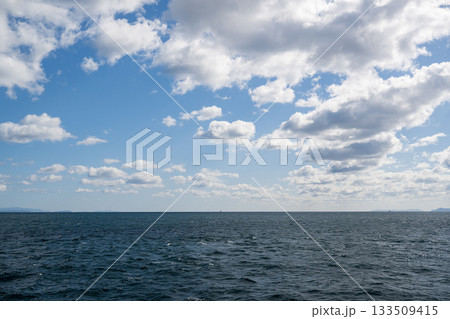 船から見た海 133509415