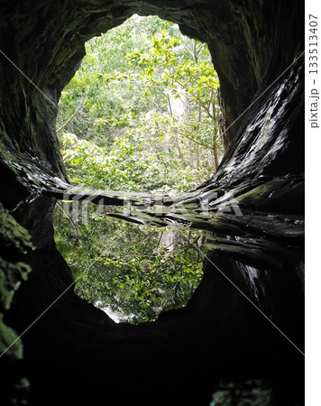 ベトナムの洞窟　パワースポット五行山 133513407